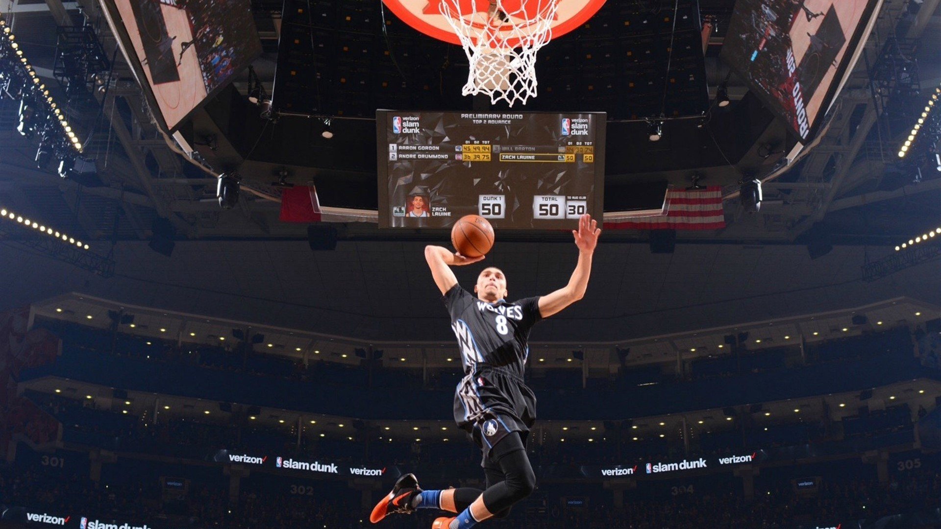球队动态-王者归来！姆巴佩首秀惊艳全场 中国球迷沸腾如海